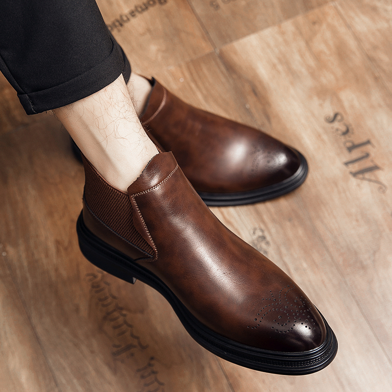 High-top leather shoes are ver - Men Formal Wear With Boots 评论和价格